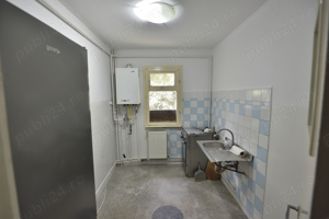 Vand apartament 3 camere semidecomandate Bacau Aleea Parcului - imagine 8