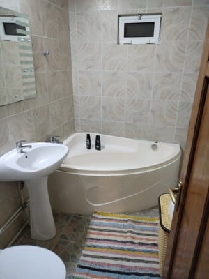 Vând apartament 3 camere în E3 Tulcea - imagine 2