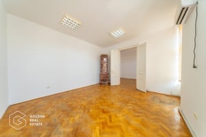 Apartament 3 camere pe Bulevardul Revolutiei, ideal pentru locuinta sau birouri - imagine 2