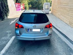Opel Astra 2012  1.7Diesel Euro 5  Clima Pilot Senz Park  Schimb cu SUV - imagine 9