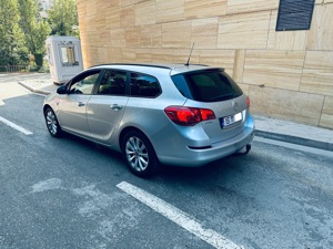 Opel Astra 2012  1.7Diesel Euro 5  Clima Pilot Senz Park  Schimb cu SUV - imagine 4