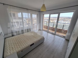 Apartament 3 camere, modern , 56 mp, etaj intermediar, zona Vivo  - imagine 6