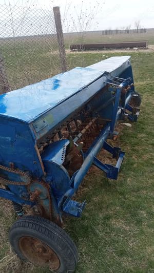 Vand Schimb utilaje agricole  - imagine 3