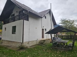 Casa de vanzare in Bucovina Comuna Fundu Moldovei - imagine 4