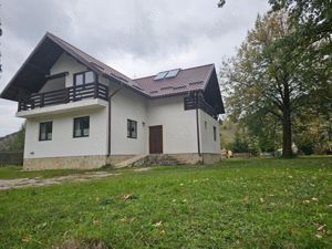 Casa de vanzare in Bucovina Comuna Fundu Moldovei - imagine 2