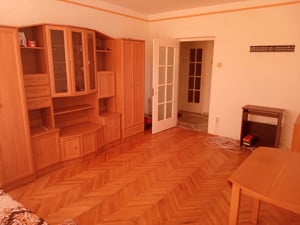 De vanzare 2 apartamente pe acelasi etaj in Nadlac cu garaj - imagine 8