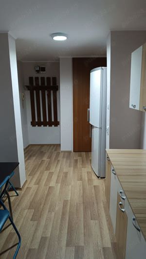 Apartament cu două camere de închiriat.Nufarul