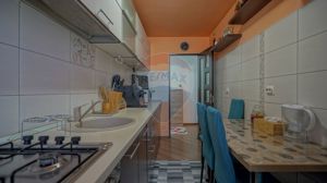 Apartament cu 2 camere de vânzare, renovat si mobilat, Tractorul - imagine 9