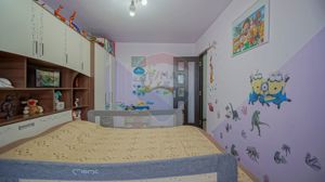 Apartament cu 2 camere de vânzare, renovat si mobilat, Tractorul - imagine 15