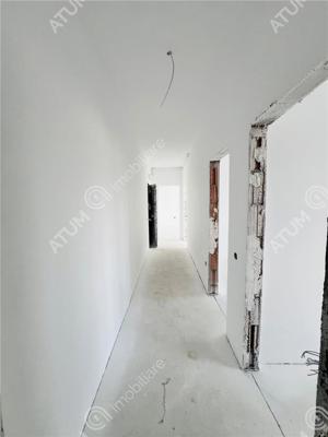 Apartament la cheie 3 camere 2 bai balcon etaj 1 zona Doamna Stanca - imagine 12