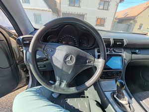 Mercedes C180 Kompressor  - imagine 6 Mercedes C180 Kompressor  - imagine 6