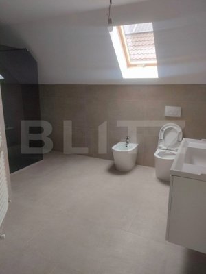 Casa Premium cu 6 camere, 238 mp utili, zona centrala, Radauti - imagine 9