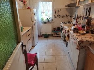 Vând apartament 2 camere   Parter, zona Tractorul