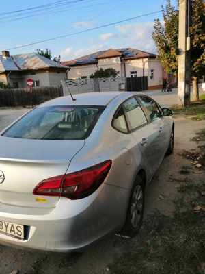 Vand Opel Astra J - imagine 5