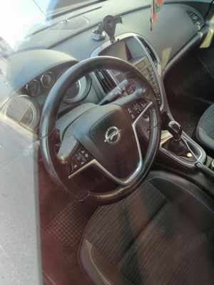 Vand Opel Astra J - imagine 7