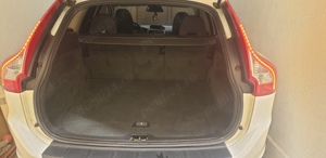 Vand Volvo XC60, 2010, D5, 205cp, E4, 2400cmc CONFORT SI SIGURANȚĂ  - imagine 4