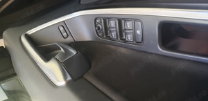 Vand Volvo XC60, 2010, D5, 205cp, E4, 2400cmc CONFORT SI SIGURANȚĂ  - imagine 6