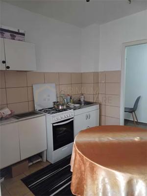 Apartament 2 camere decomandat, mobilat si utilat, Calea Torontalului, etaj 4 4 - imagine 2