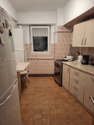 Buzau , Unirii centru,apartament 4 camere  , 2 bai, 2 balcoane   - imagine 3