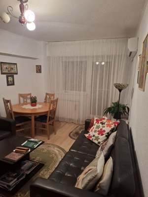 Buzau , Unirii centru,apartament 4 camere  , 2 bai, 2 balcoane   - imagine 2