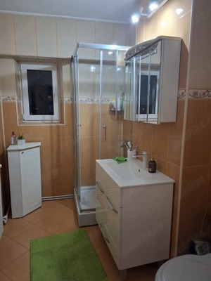 Buzau , Unirii centru,apartament 4 camere  , 2 bai, 2 balcoane   - imagine 8