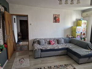 Vand Apartament 2 Camere semidecomandat!!! - imagine 7