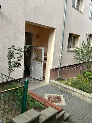 Apartament 3 camere ,etaj intermediar