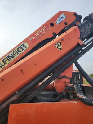 Vând Renault Kerax  cu macara Palfinger 2004 - imagine 2