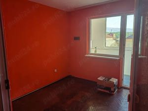 vand apartament 3 camere - imagine 2