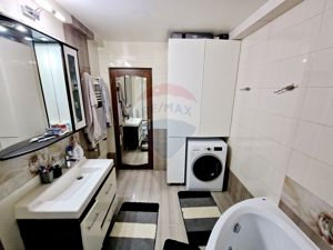 Apartament cu 3 camere de vânzare în zona Calea Romanului - imagine 7