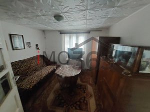 Teren Bascov 1754mp-izvor pe teren-intre case-la 700m de sens Bascov - imagine 15