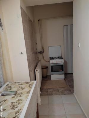 Vand sau schimb , apartament 3 camere in Azuga  - imagine 2