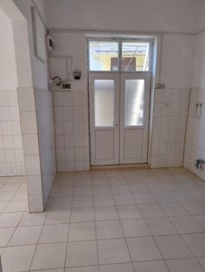 proprietar închiriez spatiu comercial pret 2000 lei - imagine 6