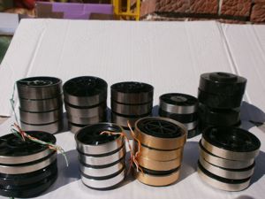 new!!! picioruse, suporti ptr pickup,cd, casetofoane, statii - imagine 2