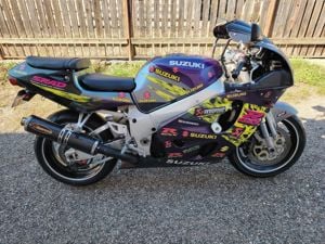 Suzuki gsxr 750 ! stare buna