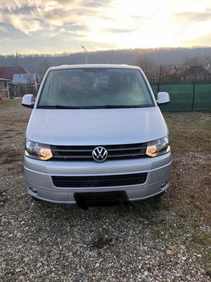 Volkswagen Caravelle Euro5 2.0 TDI 2015 8+1 