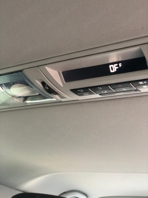 Volkswagen Caravelle Euro5 2.0 TDI 2015 8+1  - imagine 8 Volkswagen Caravelle Euro5 2.0 TDI 2015 8+1  - imagine 8