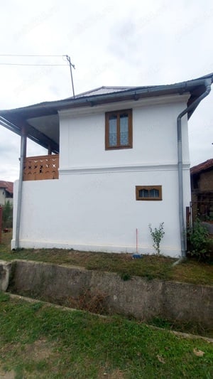 Casa Comuna Godinesti 