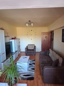 Vand apartament cu 2 camere