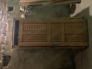 Ușă intrare apartament de bloc 