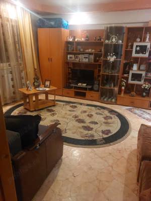 Apartament 4 camere, 2 bai - imagine 10