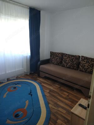  Apartament cu 2 camere semidecomandat - imagine 2