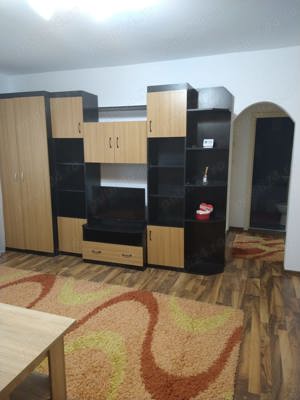  Apartament cu 2 camere semidecomandat - imagine 4