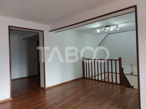 Casa de vanzare 6 camere curte 1252 m garaj terasa livada cu pomi Mohu - imagine 18