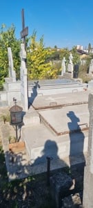 2 locuri de veci Cimitirul Sineasca 