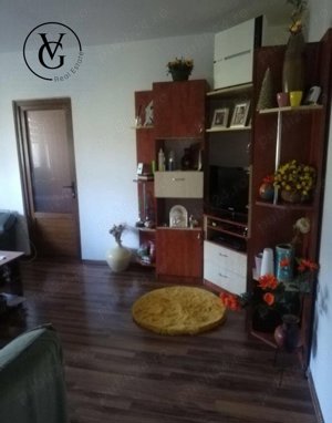 Apartament semidecomandat de 3 camere - zona INEL 2  - imagine 4