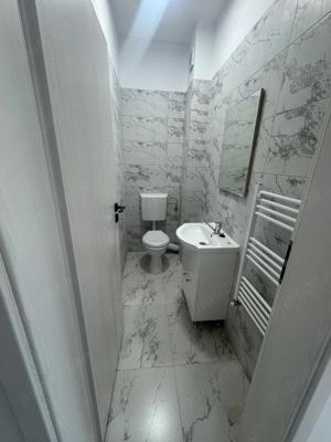 Proprietar Vand apartament 3 camere decomandat NOU - imagine 4