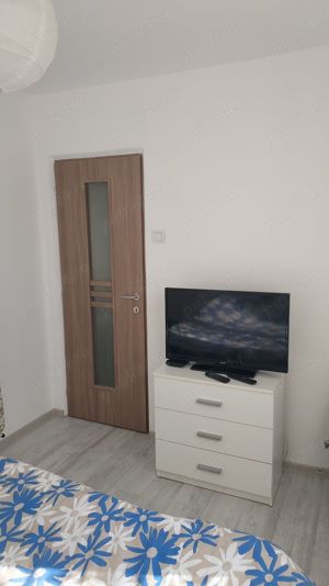 Închiriez apartament 2 camere  - imagine 6