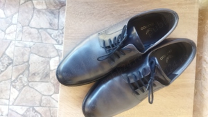 Vand 2 Costume barbati si pantofi - imagine 4