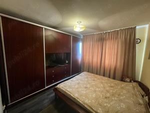 Vand apartament 3 camere 